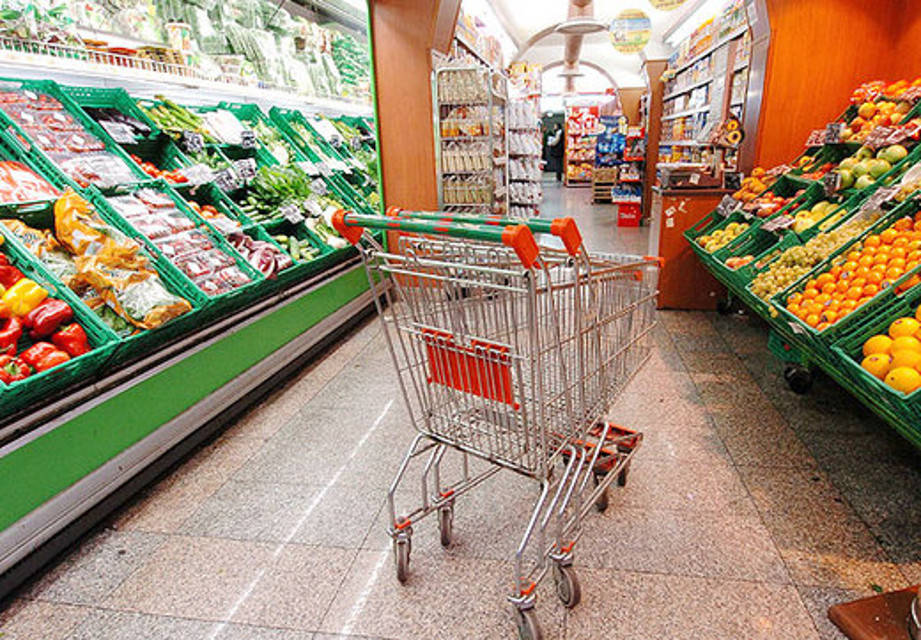 La Cgil: “Non passate il 25 Aprile in un supermercato”