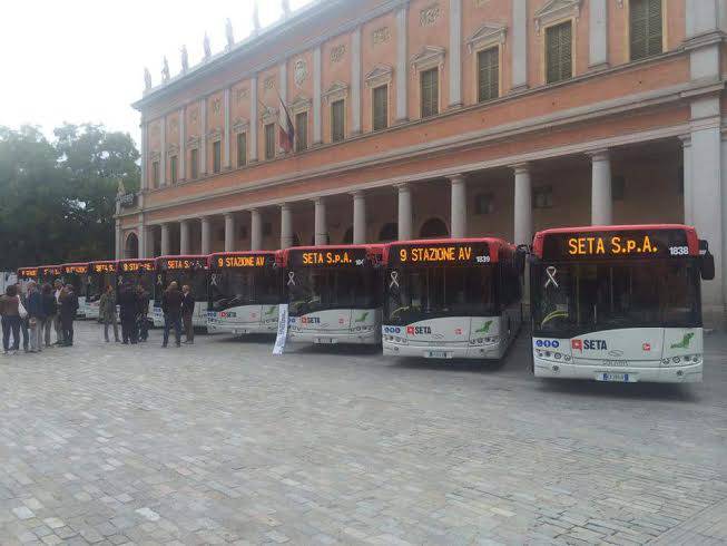Trasporti, ecco i dieci nuovi bus di Seta