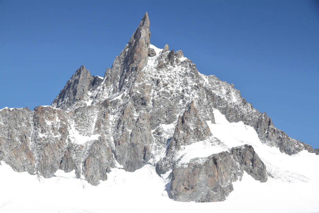 Monte Bianco, alpinisti reggiani salvati nella notte