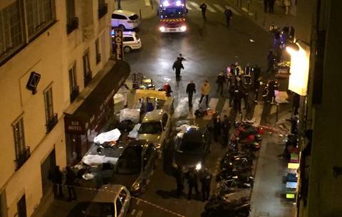 I reggiani a Parigi: “Stiamo bene, ma che paura”