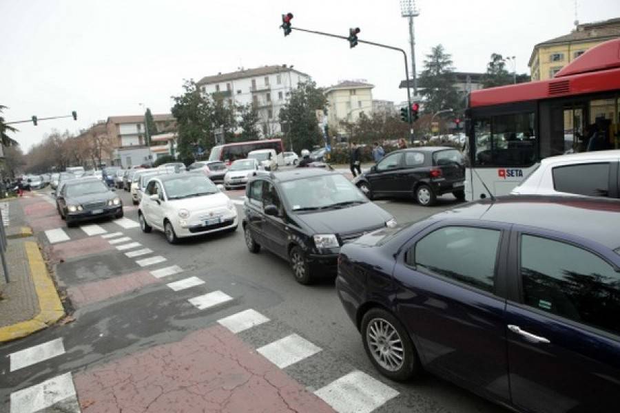 Smog, polveri alle stelle: Reggio Emilia fuori legge da nove giorni