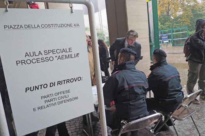 ‘Ndrangheta , altri dodici a processo per “Aemilia”