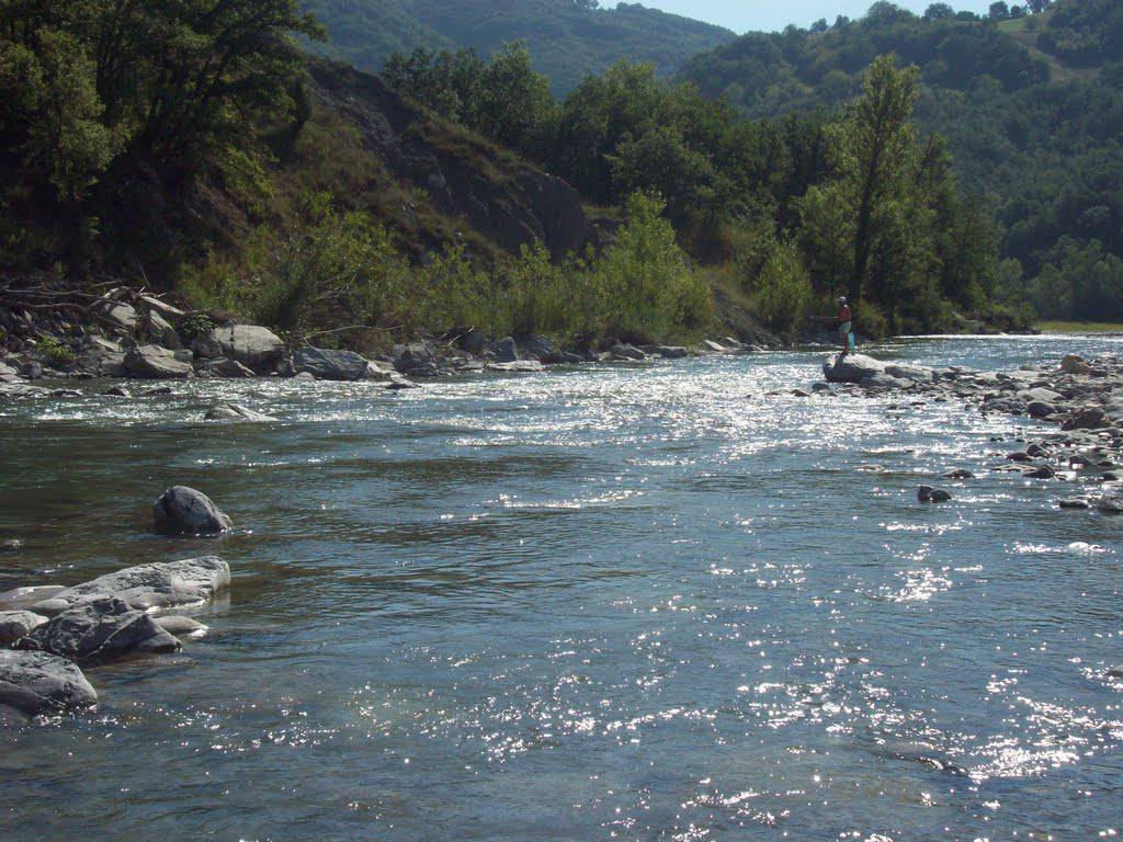 Canossa, giovane muore annegata nel fiume Enza