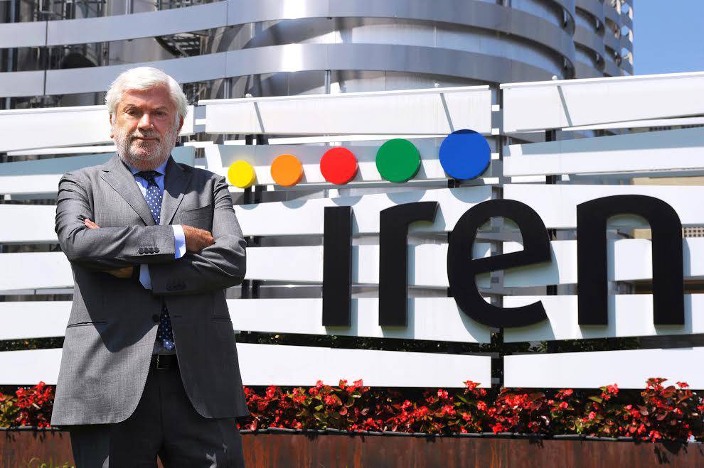Iren, il presidente Paolo Peveraro riceve il Premio Le Fonti Awards