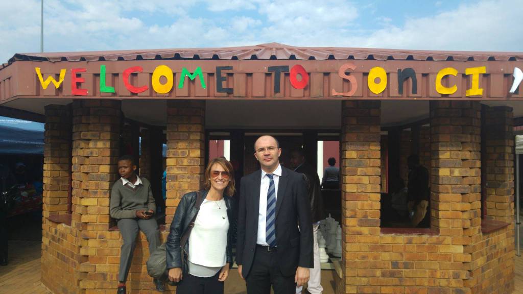 Missione in Sudafrica, incontri su educazione e sport