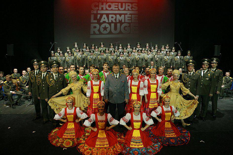 Cavriago, il generale del coro dell’Armata rossa omaggerà il busto di Lenin