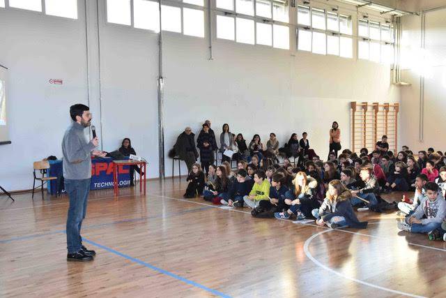 Correggio, lezioni di solidarietà agli studenti con Boorea