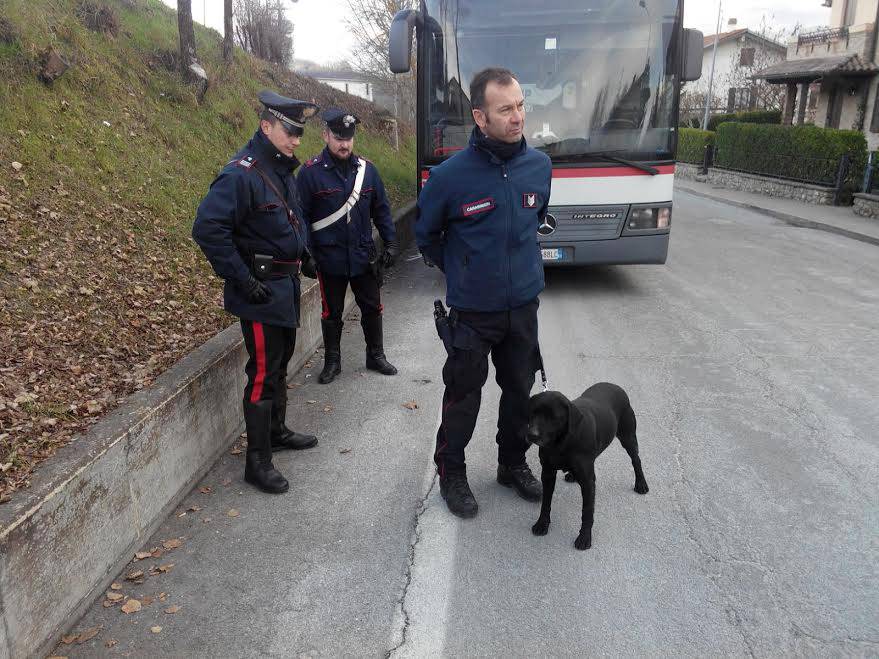 Castelnovo Monti, droga e spinelli sequestrati agli studenti
