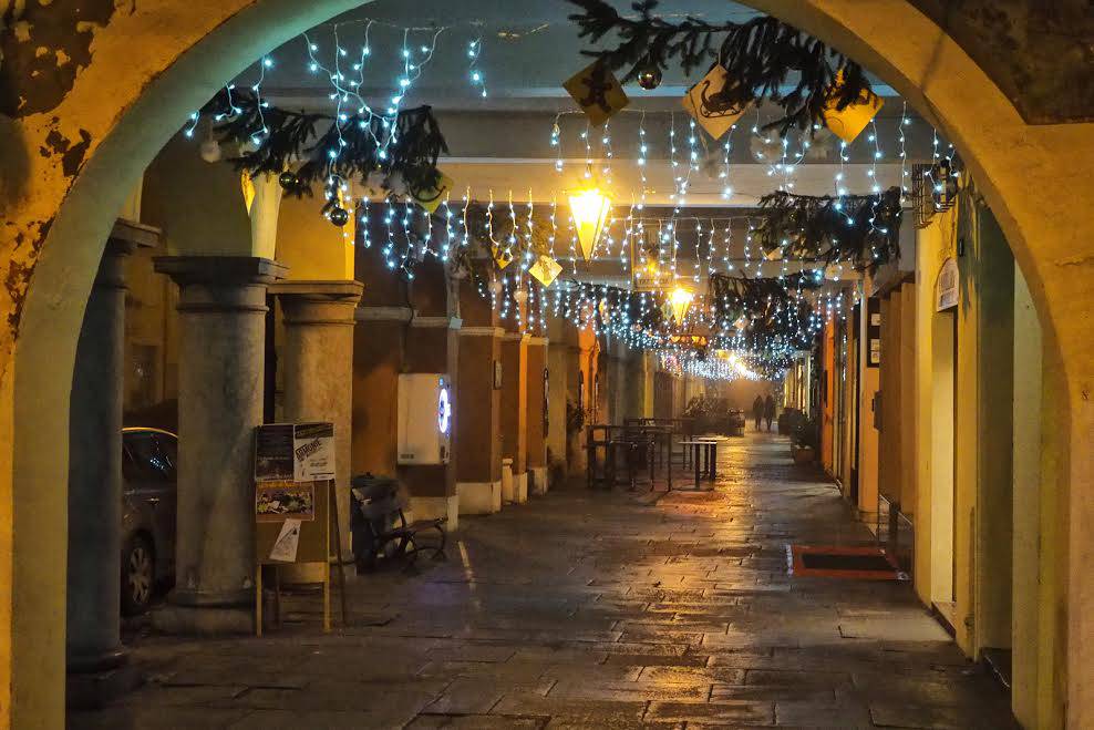 Natale in centro storico, ci saranno le luminarie: ma senza sprechi