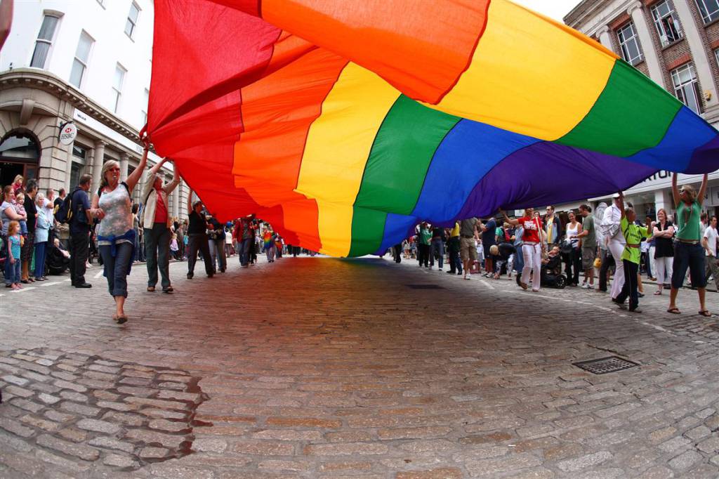 REmilia pride, in migliaia a sfilare per i diritti gay
