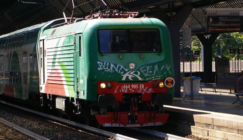 Treni regionali, Tutino: “Utili a soci, ma convogli fatiscenti”