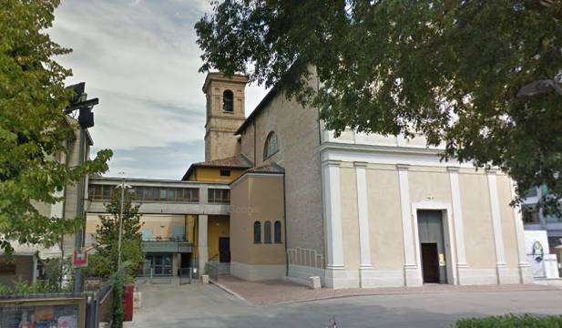 Furto con spaccata nella chiesa di San Francesco da Paola