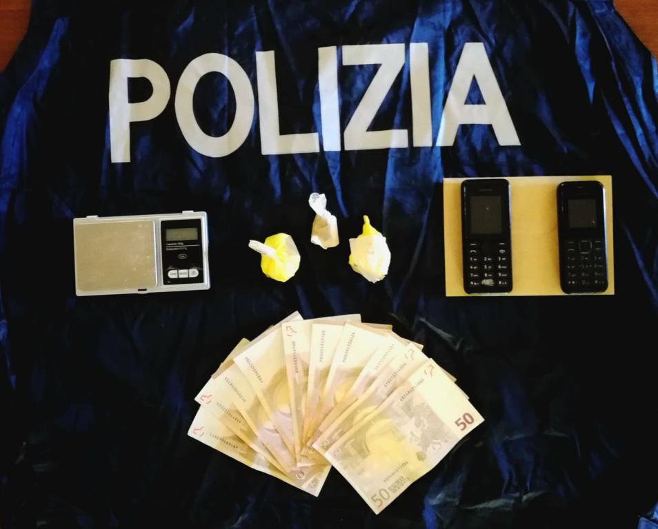Via Emilia, albanese arrestato per spaccio di cocaina