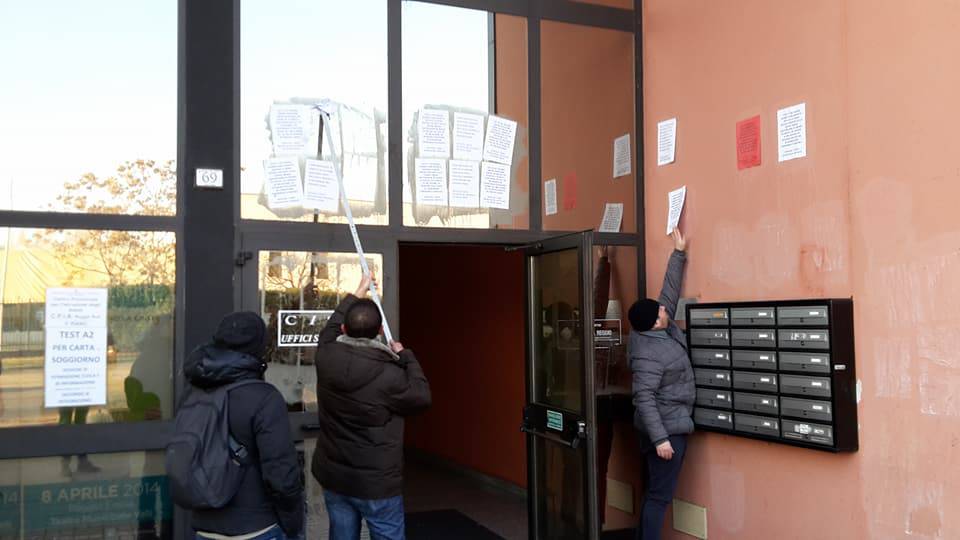 Via Turri, blitz notturno: vandali contro nuova sede Lega