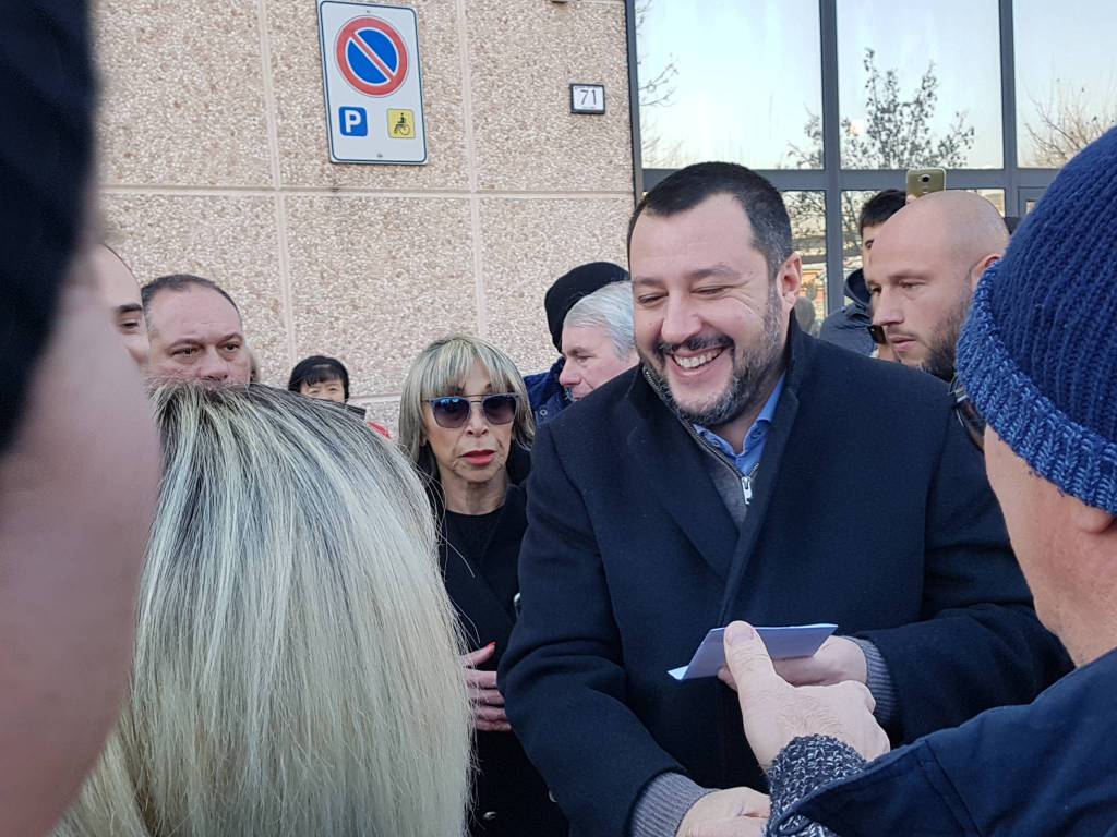 Salvini: “Italiani svantaggiati in alcune zone di Reggio”