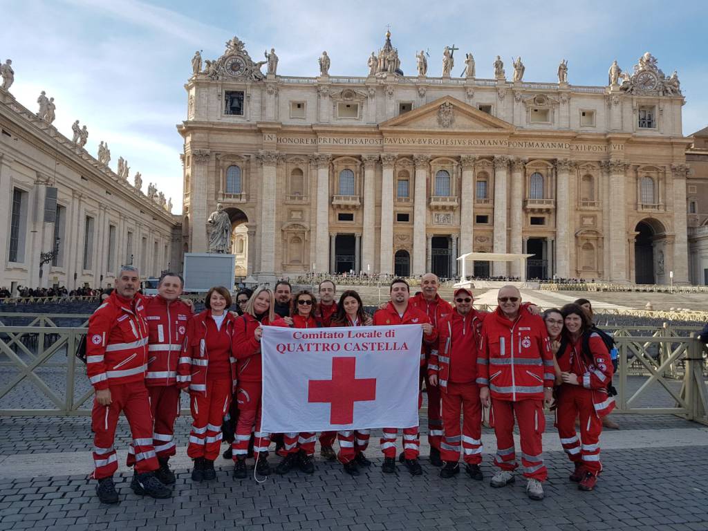 La Croce rossa di Quattro Castella in udienza dal Papa