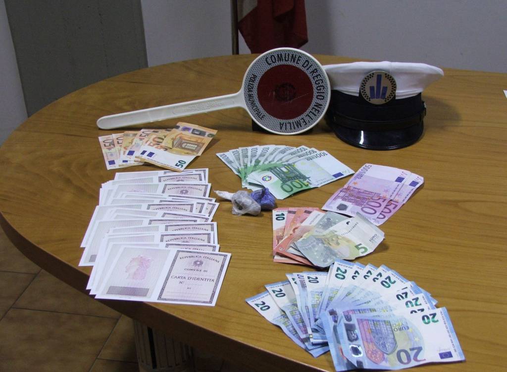 Droga e carte d’identità false, marocchino arrestato