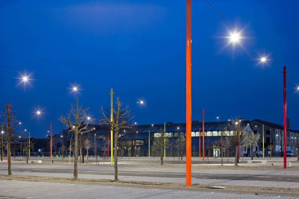 Area Reggiane, un parcheggio “a colori” parcheggio di piazzale Europa