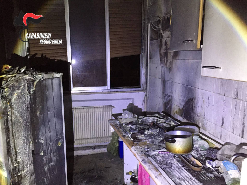 Via Turri, appartamento a fuoco: i vigili lo controllarono