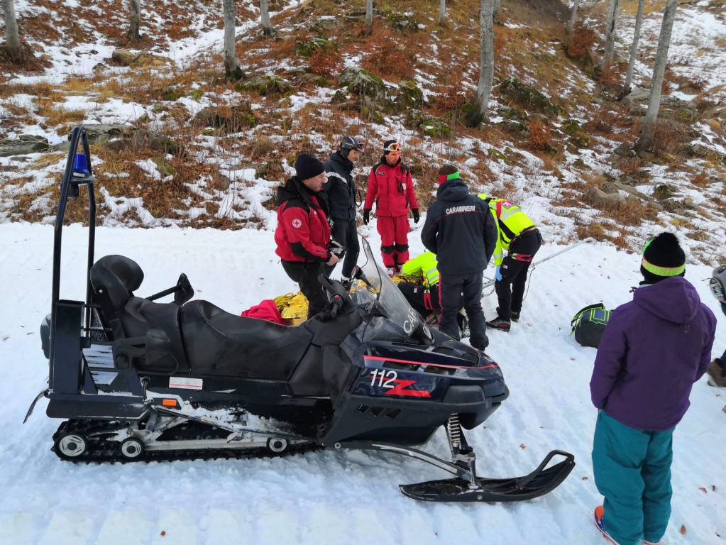 Cerreto, bambina cade sulla pista da sci: finisce all’ospedale