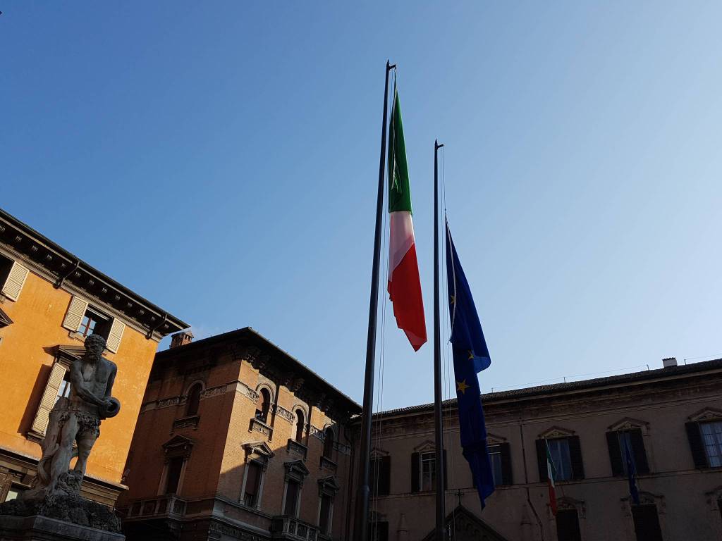 Forza Italia: “Festa del Tricolore targata Pd”