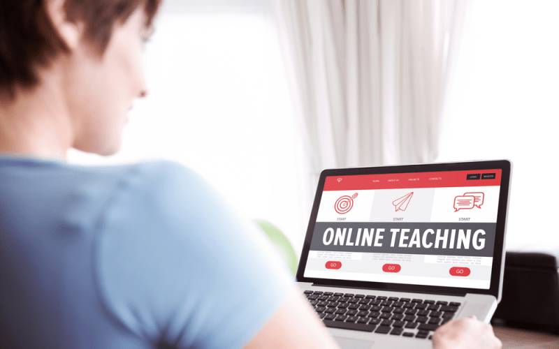 Guadagnare soldi insegnando online è possibile?