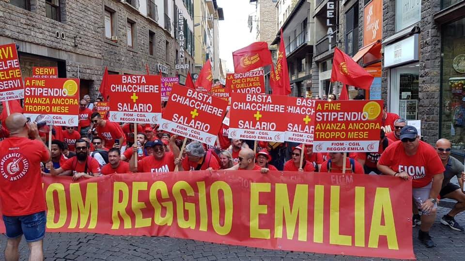 Sciopero, 1.500 metalmeccanici a Firenze: “Il lavoro torni al centro dell’agenda politica”