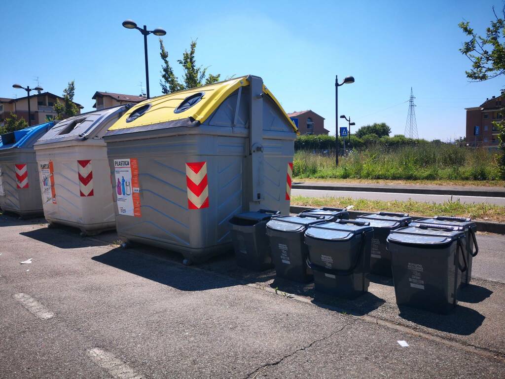 Ognissanti, il vademecum a Reggio Emilia per la raccolta rifiuti