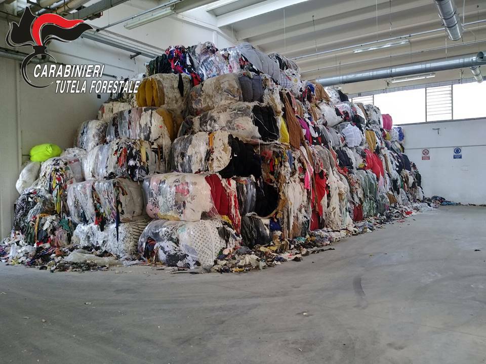 Luzzara, ben 770 tonnellate di rifiuti gestiti illecitamente: tre denunce