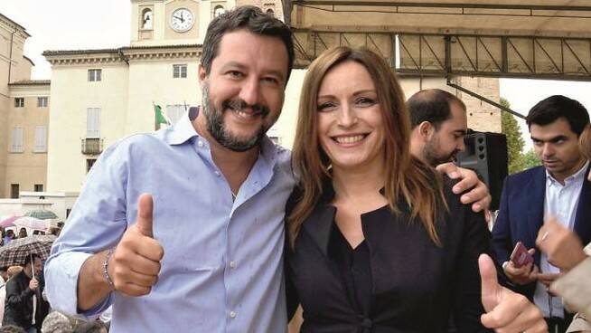 Salvini a Reggio per lanciare la Borgonzoni