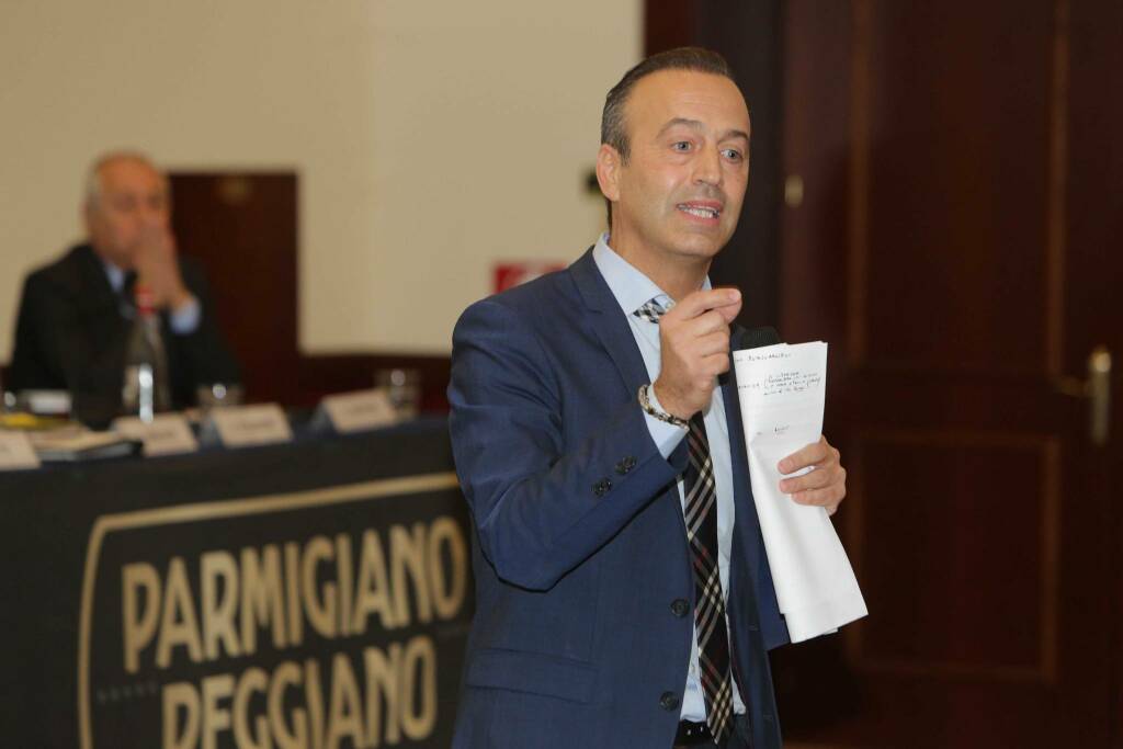 Parmigiano Reggiano, 500mila euro per tutelare il marchio all’estero
