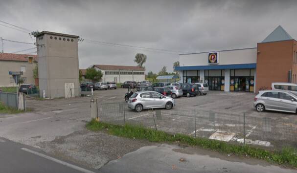 Castelnovo Sotto, carabinieri sventano furto in un supermercato