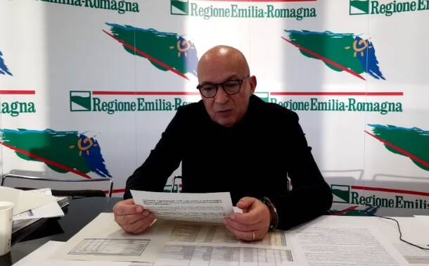 Coronavirus, quasi dimezzati i servizi in ambulanza a Reggio Emilia