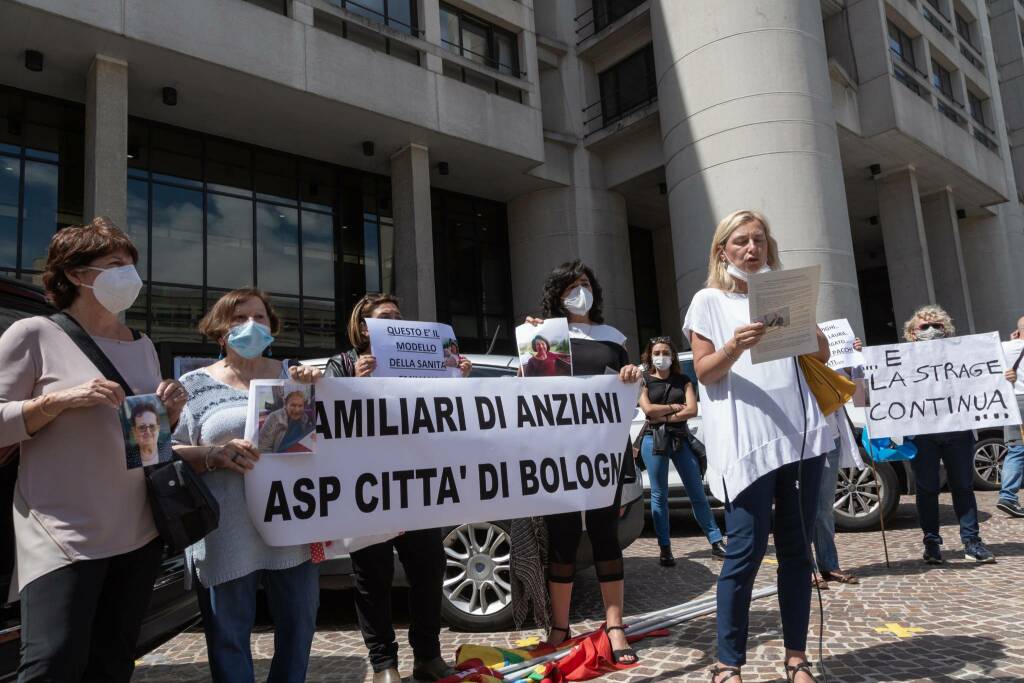 Case protette, i Comitati: “Emilia-Romagna ha secretato atti su Covid”
