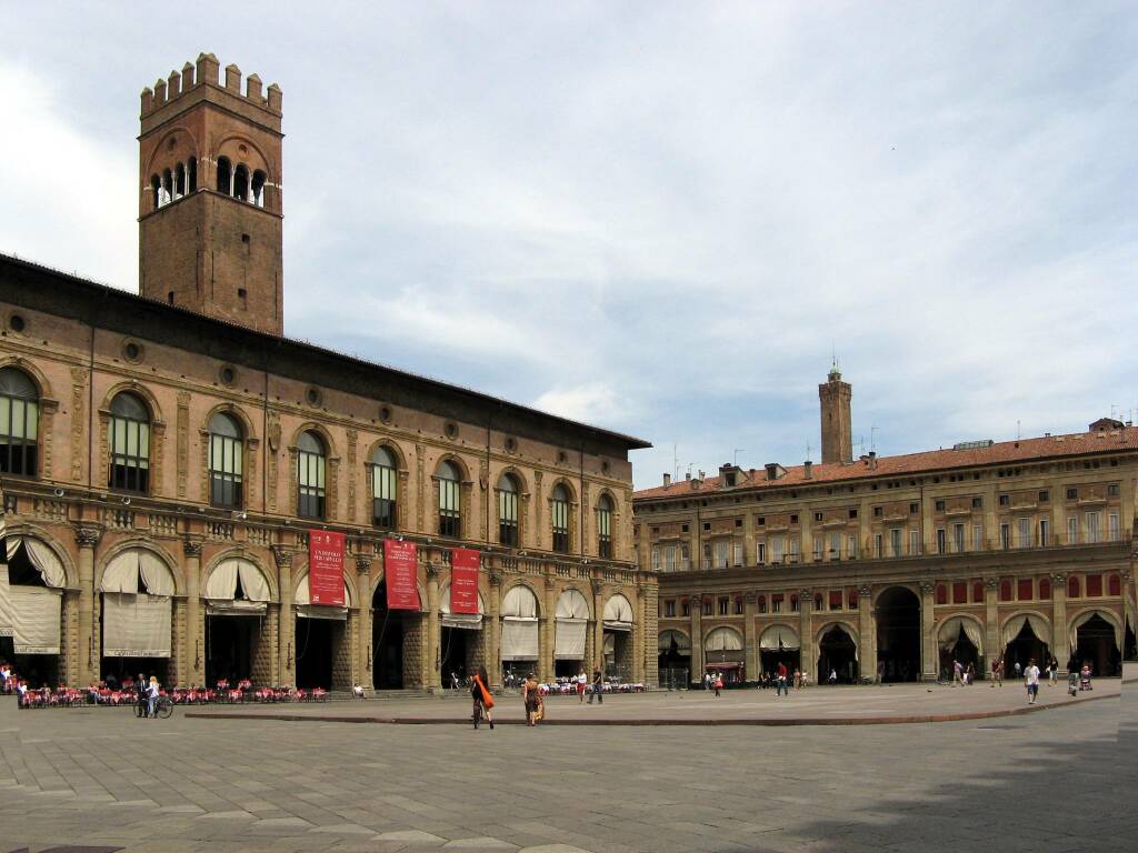Vita da studente, quanto può costare un affitto a Bologna?