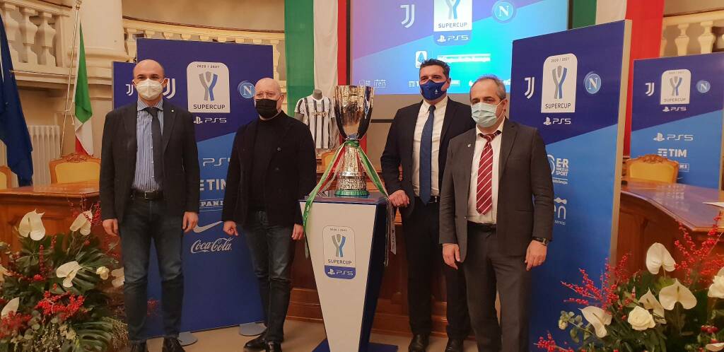 Juventus-Napoli, la Supercoppa è arrivata a Reggio Emilia