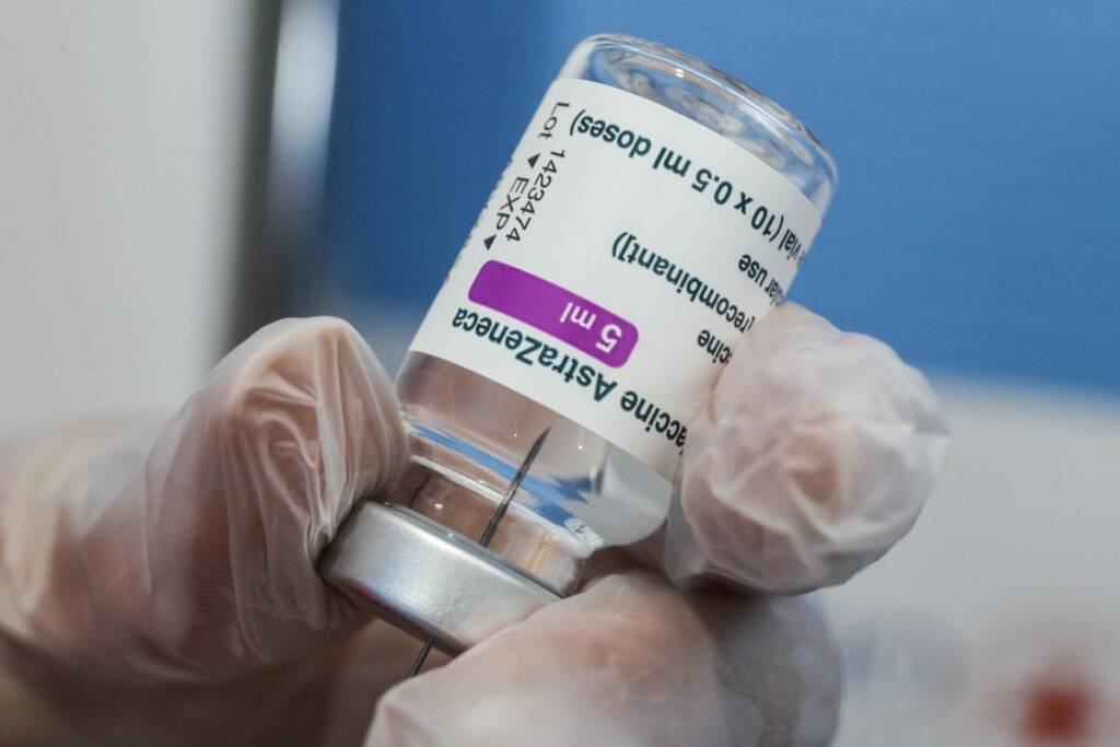 Vaccino, studio Regione: “E’ efficace, il Covid colpisce i non protetti”