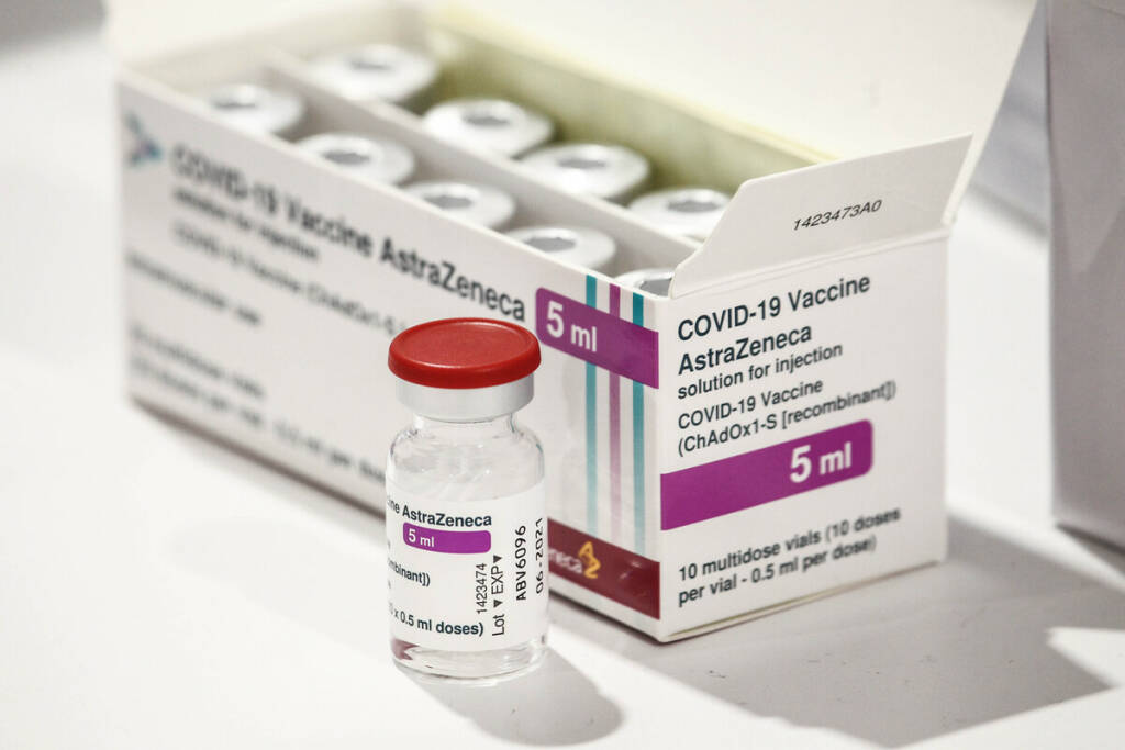 Covid, l’Aifa sospende il vaccino AstraZeneca in tutta Italia