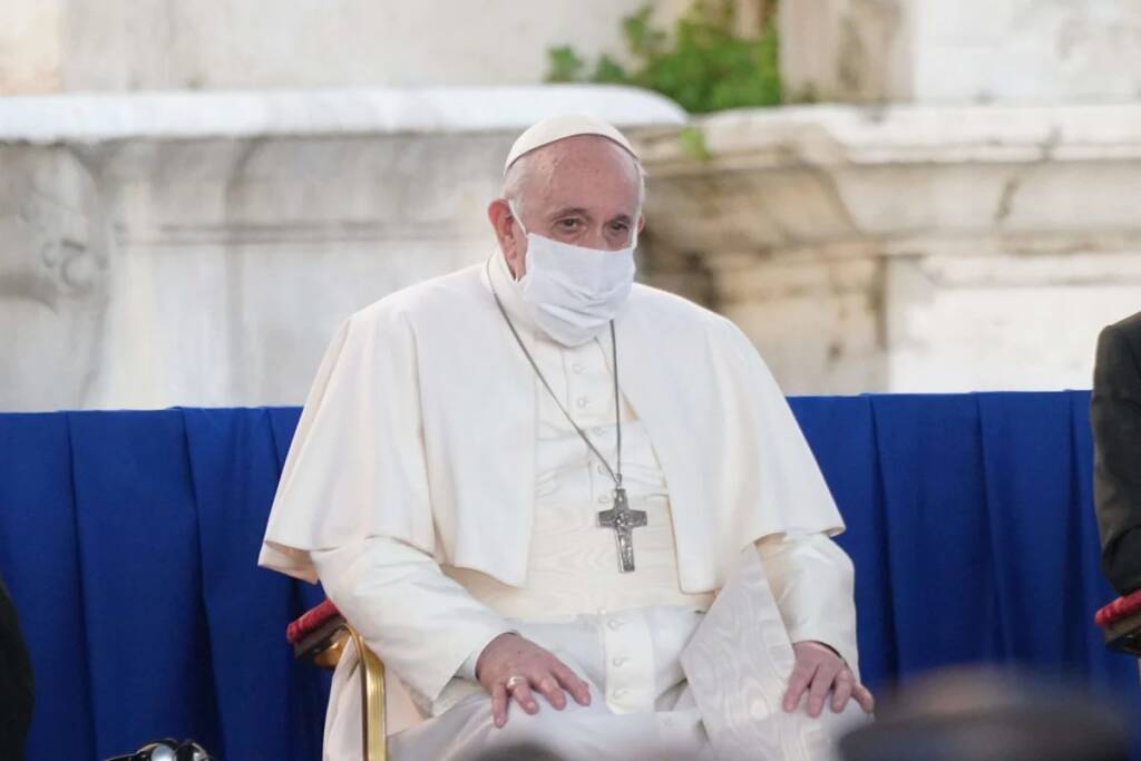 Papa Francesco: “In Europa serpeggia ancora la minaccia dell’antisemitismo”