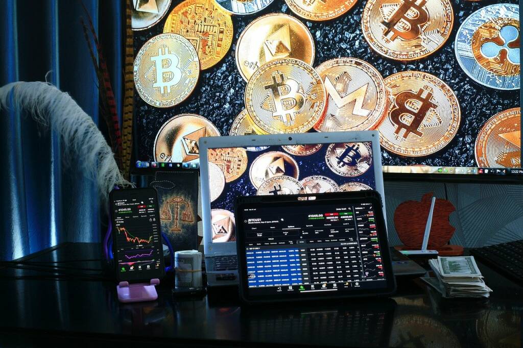 Bitcoin tra presente e futuro: l’etf debutta con +4,85% a Wall Street