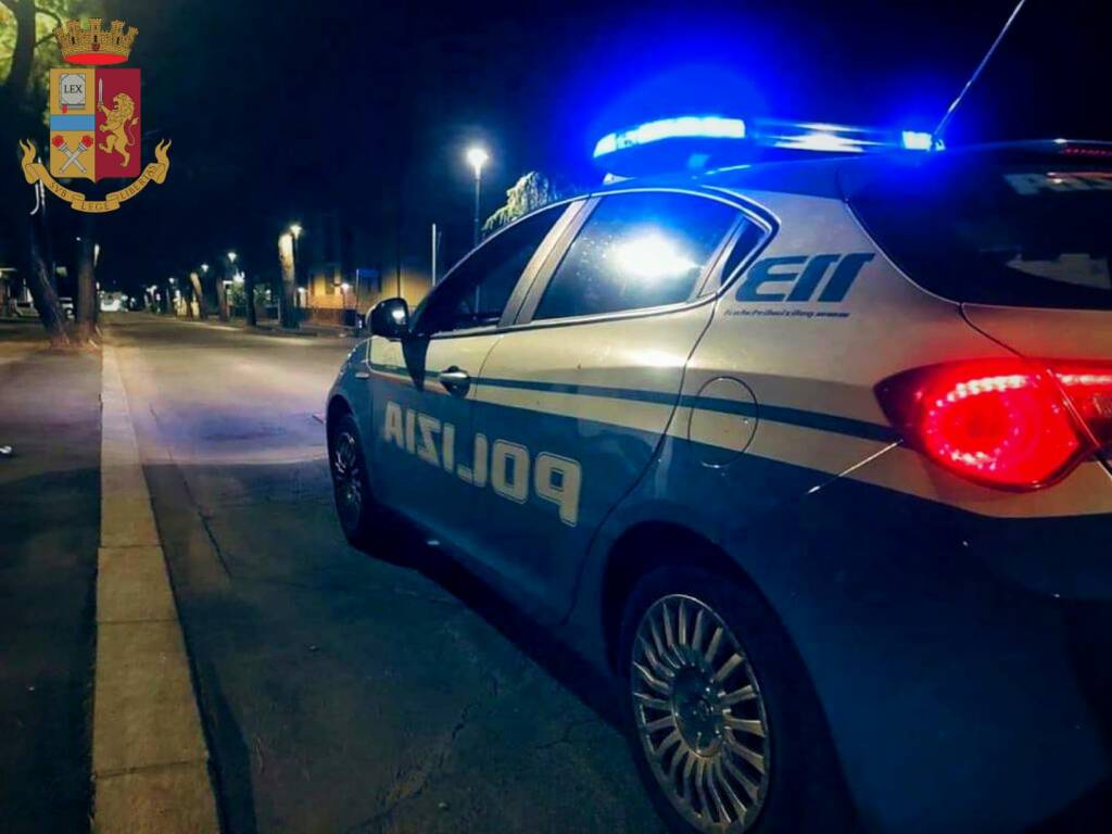 Reggio Emilia, furto notturno in un supermercato: arrestato il ladro