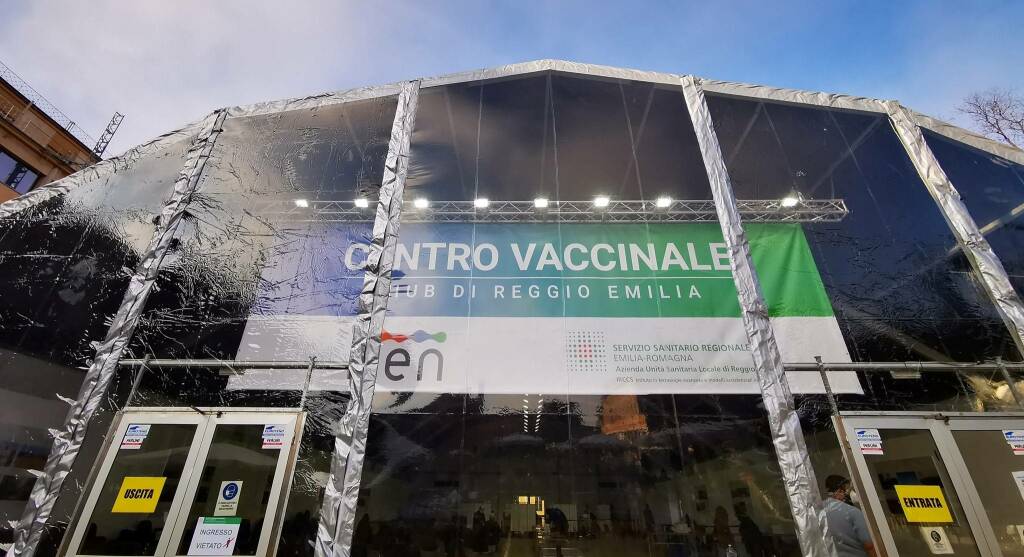 Vaccinazioni, la Cgil critica impiego percettori reddito di cittadinanza