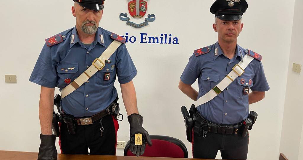 I carabinieri recuperano la medaglia scudetto di Stefano Pioli