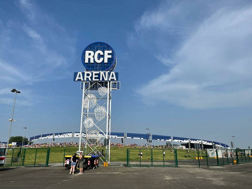 La Rcf Arena non è un circolo Arci