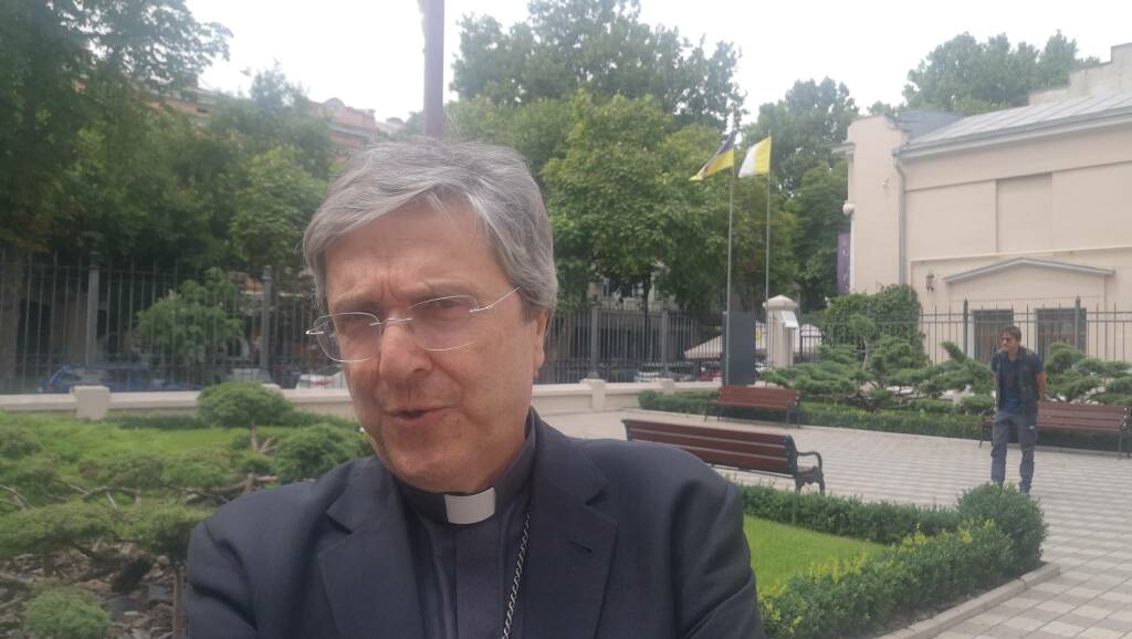 Monsignor Savino a Odessa: “Bisogna costruire la pace dal basso”