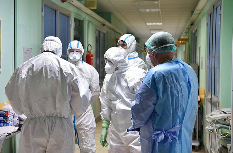 Coronavirus, un morto e 168 nuovi casi a Reggio Emilia