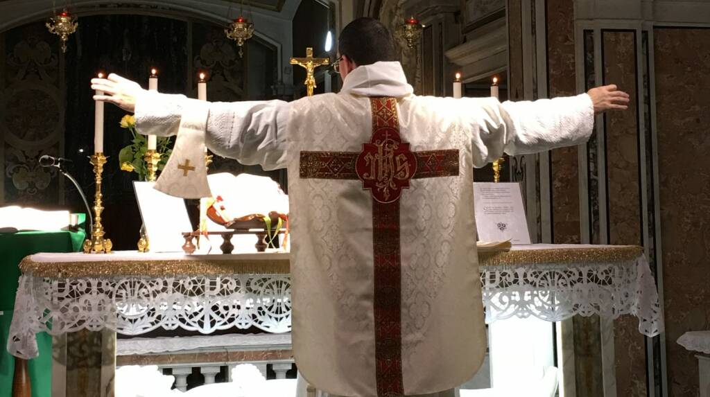 Vicenda di Casalgrande, il gruppo Rolando Rivi: “Messa in latino, ma ubbidienza alla Chiesa”