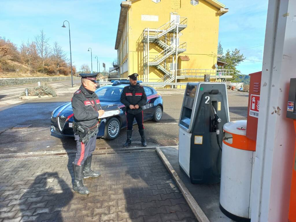 “Benzina rubata”, arrestato dipendente della Provincia
