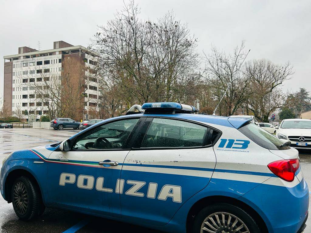 Via San Zenone, mandano due poliziotti all’ospedale: arrestati
