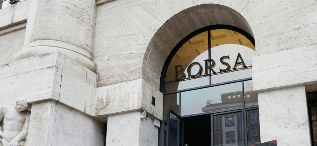 Crac Svb, crollano le banche in Europa: tonfo Milano